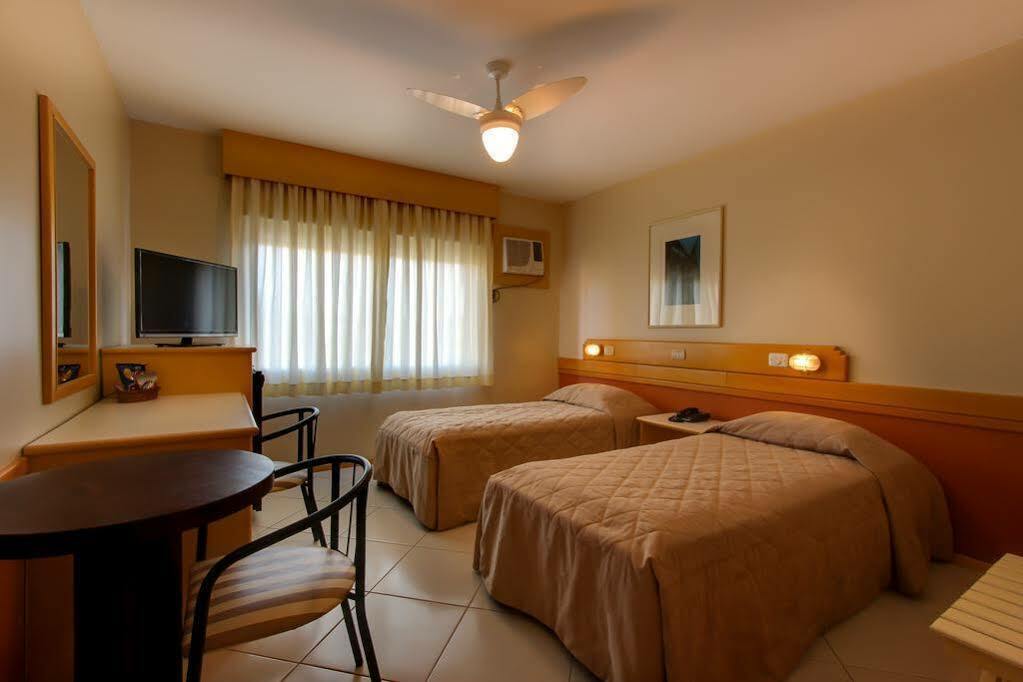 Hotel Suárez Campo Bom Esterno foto